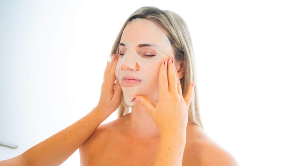 peeling hjelper mot akne