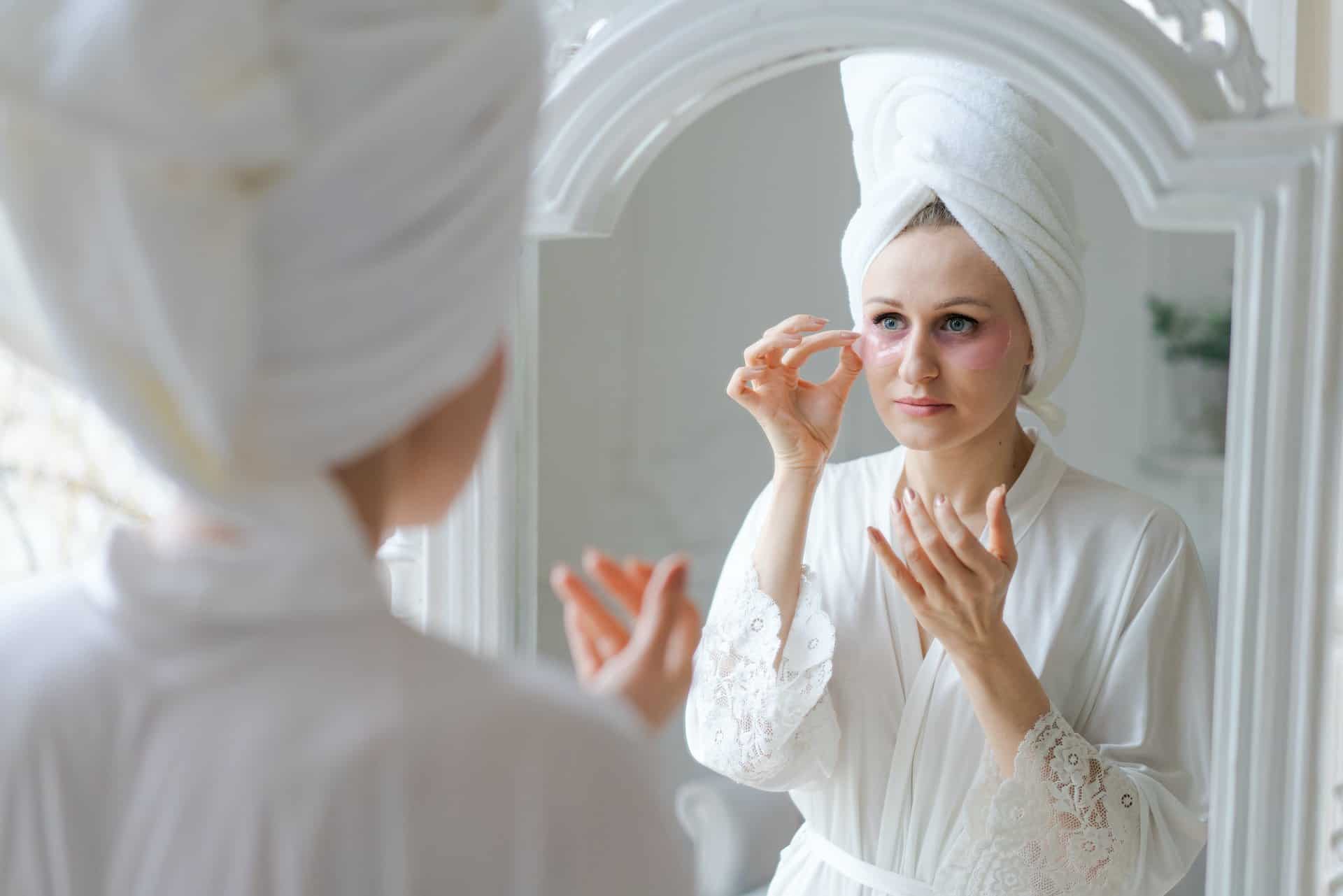 Under eyes for eyes for puffy, anti-wrinkle and dark circles. Eye patch